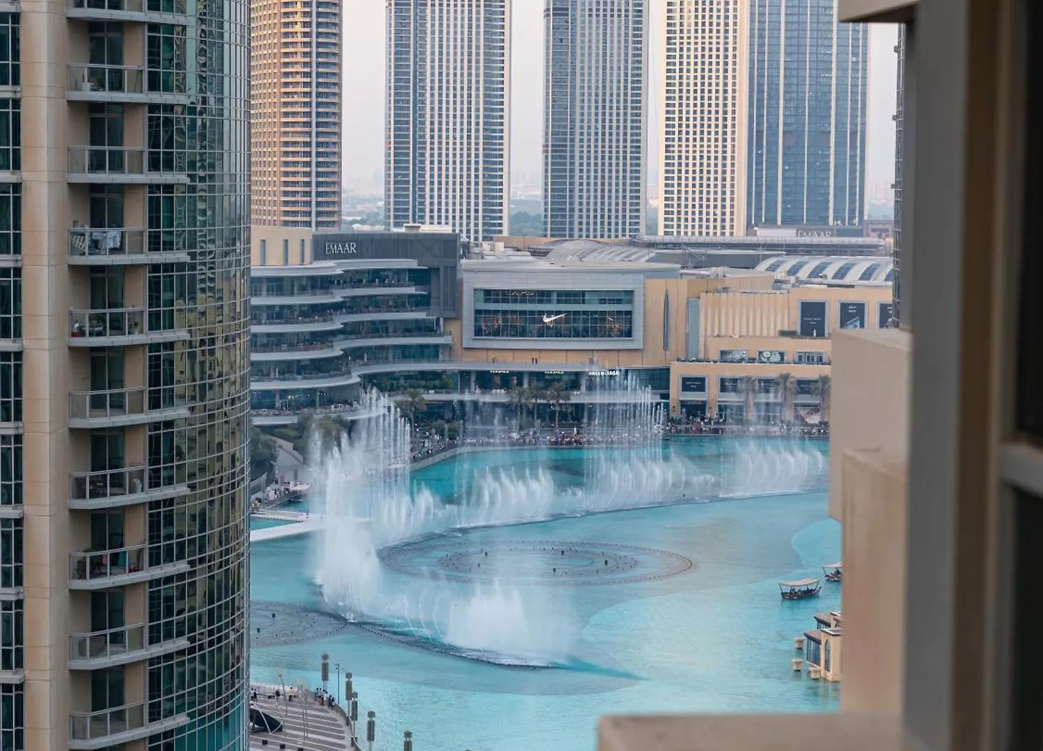 New Burj Khalifa & Fountain Views & Work Station Apartment Dubai 0*,