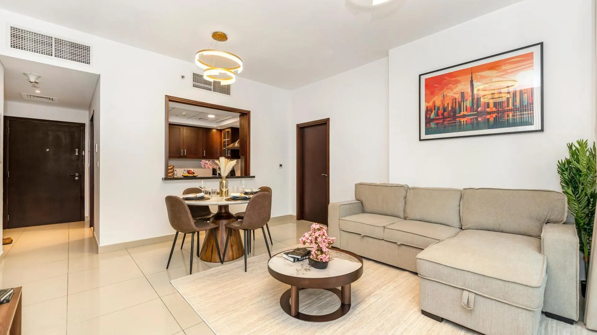 New Burj Khalifa & Fountain Views & Work Station Apartment Dubai