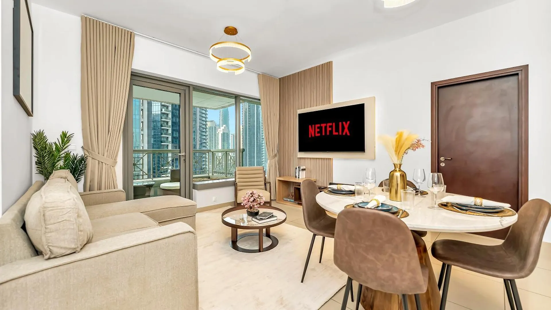 New Burj Khalifa & Fountain Views & Work Station Apartment Dubai United Arab Emirates